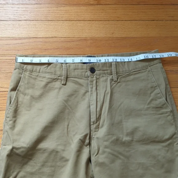 Gap men's khaki shorts size 34 - Picture 4 of 6
